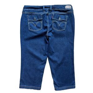 Levi's Women's Straight Leg Blue Jeans